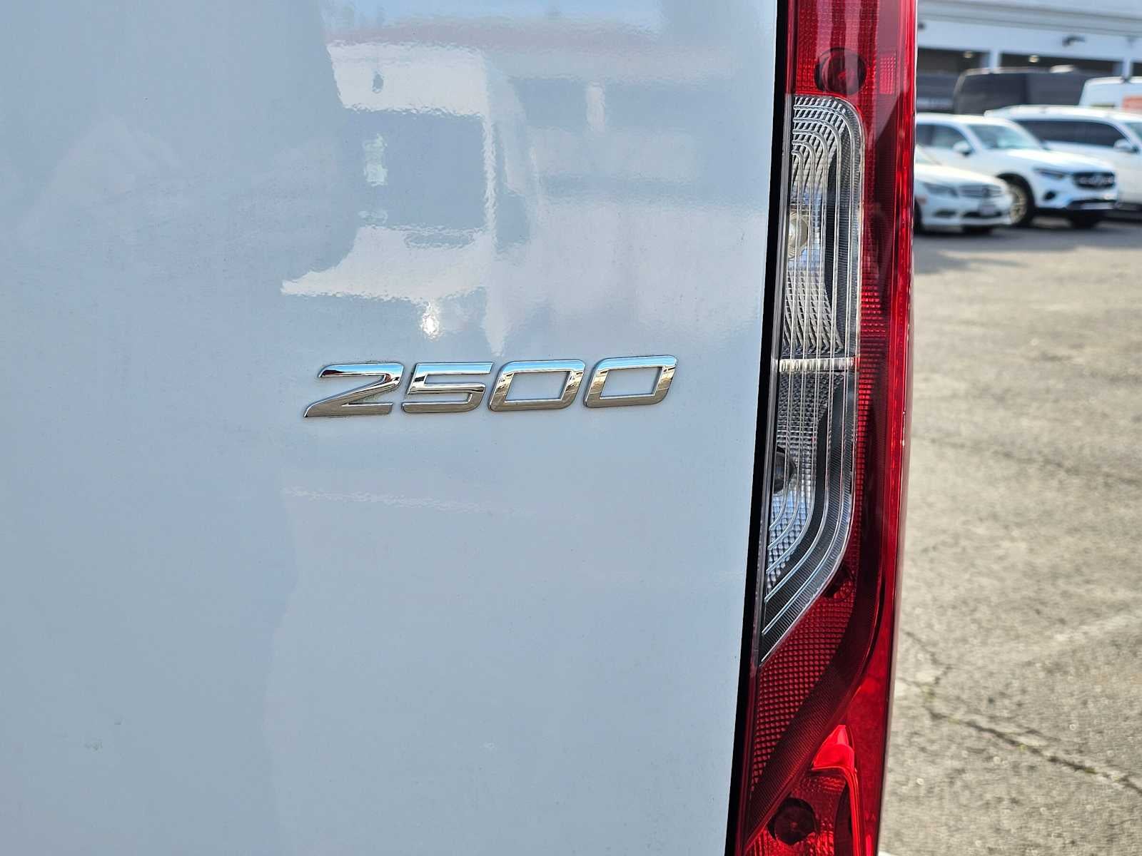 2025 Mercedes-Benz Sprinter 2500 Standard Roof I4 Diesel 144" RWD