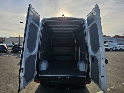 2025 Mercedes-Benz Sprinter 2500 Standard Roof I4 Diesel 144" RWD
