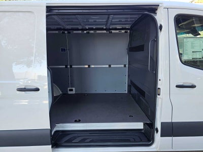 2026 Mercedes-Benz Sprinter 2500 Standard Roof I4 Diesel 144" RWD