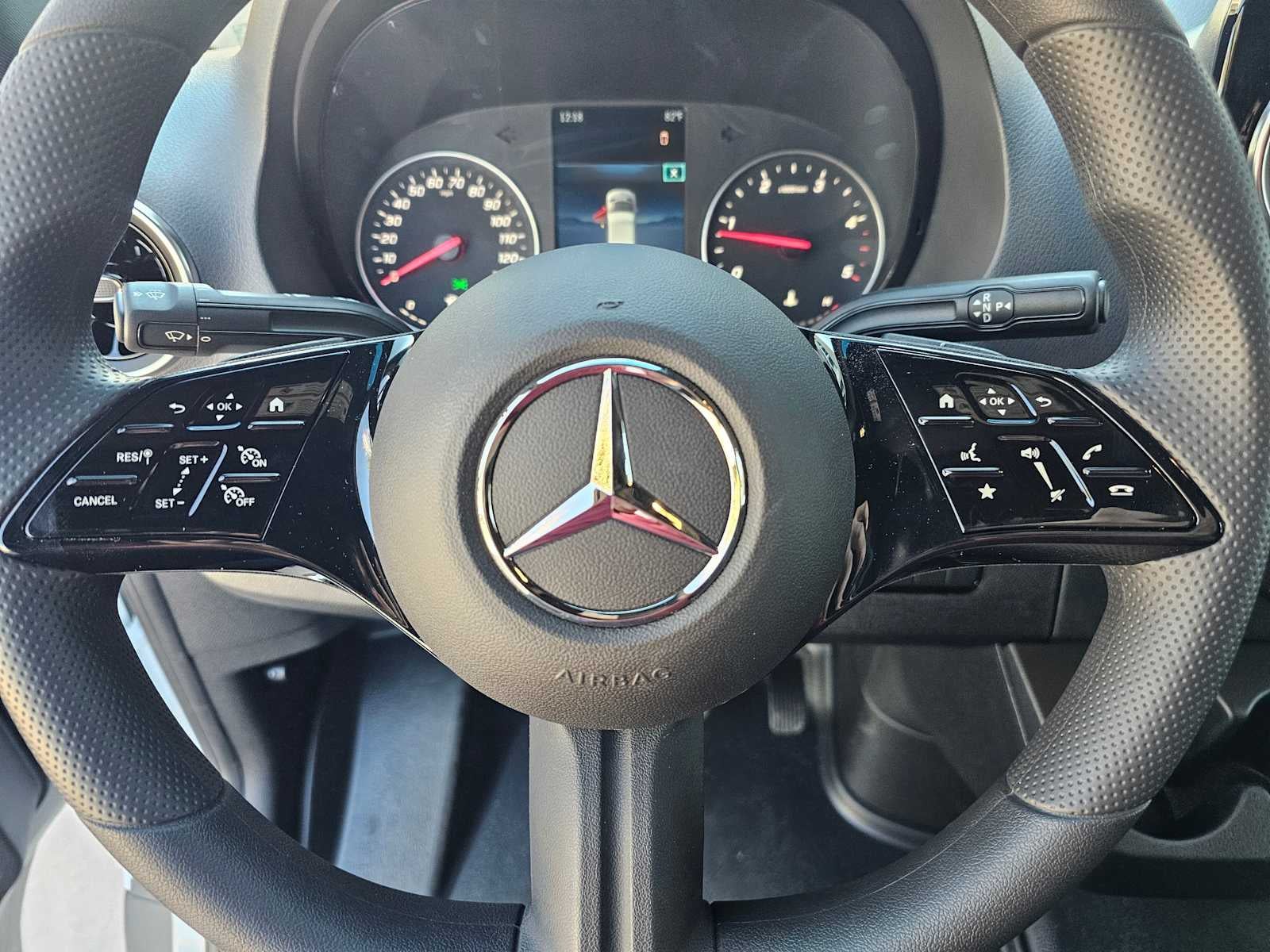 2026 Mercedes-Benz Sprinter 2500 Standard Roof I4 Diesel 144" RWD