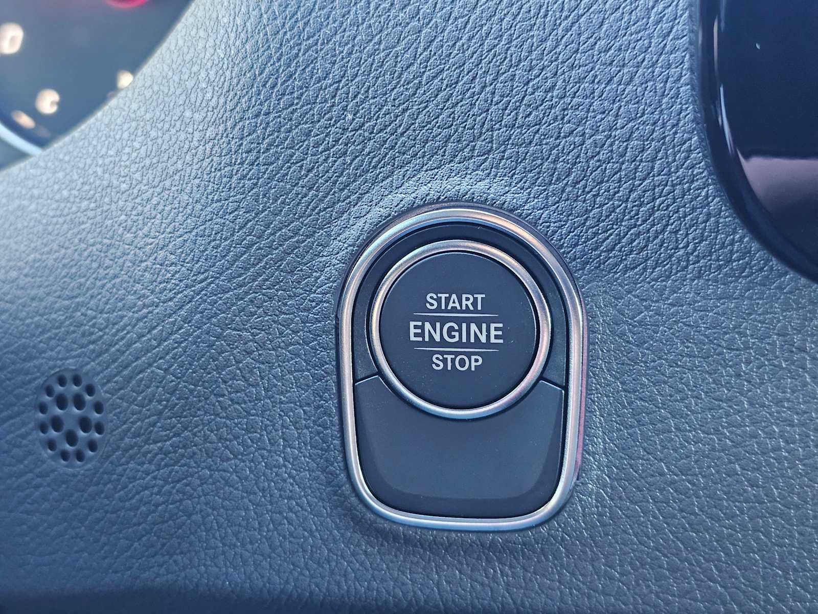 2026 Mercedes-Benz Sprinter 2500 Standard Roof I4 Diesel 144" RWD