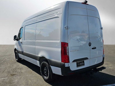 2026 Mercedes-Benz Sprinter 2500 Standard Roof I4 Diesel 144" RWD