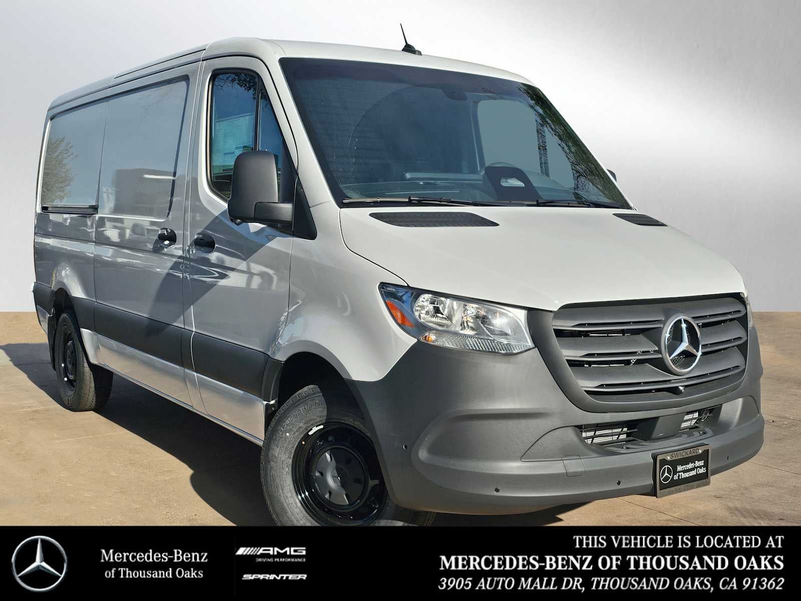 2026 Mercedes-Benz Sprinter 2500 Standard Roof I4 Diesel 144" RWD