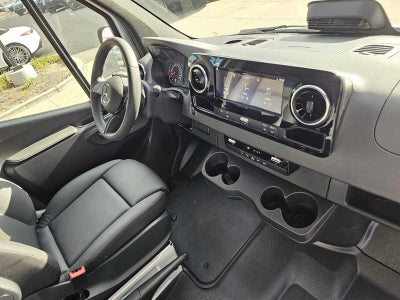 2026 Mercedes-Benz Sprinter 2500 Standard Roof I4 Diesel 144" RWD