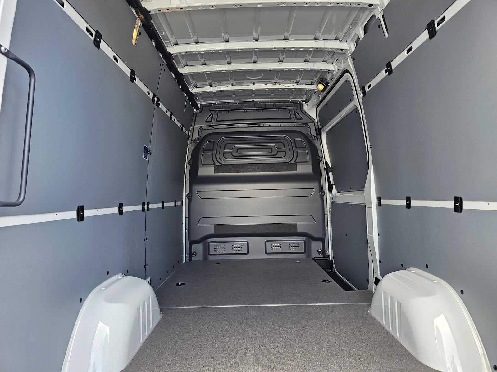 2025 Mercedes-Benz Sprinter 2500 Standard Roof I4 Diesel 144" RWD
