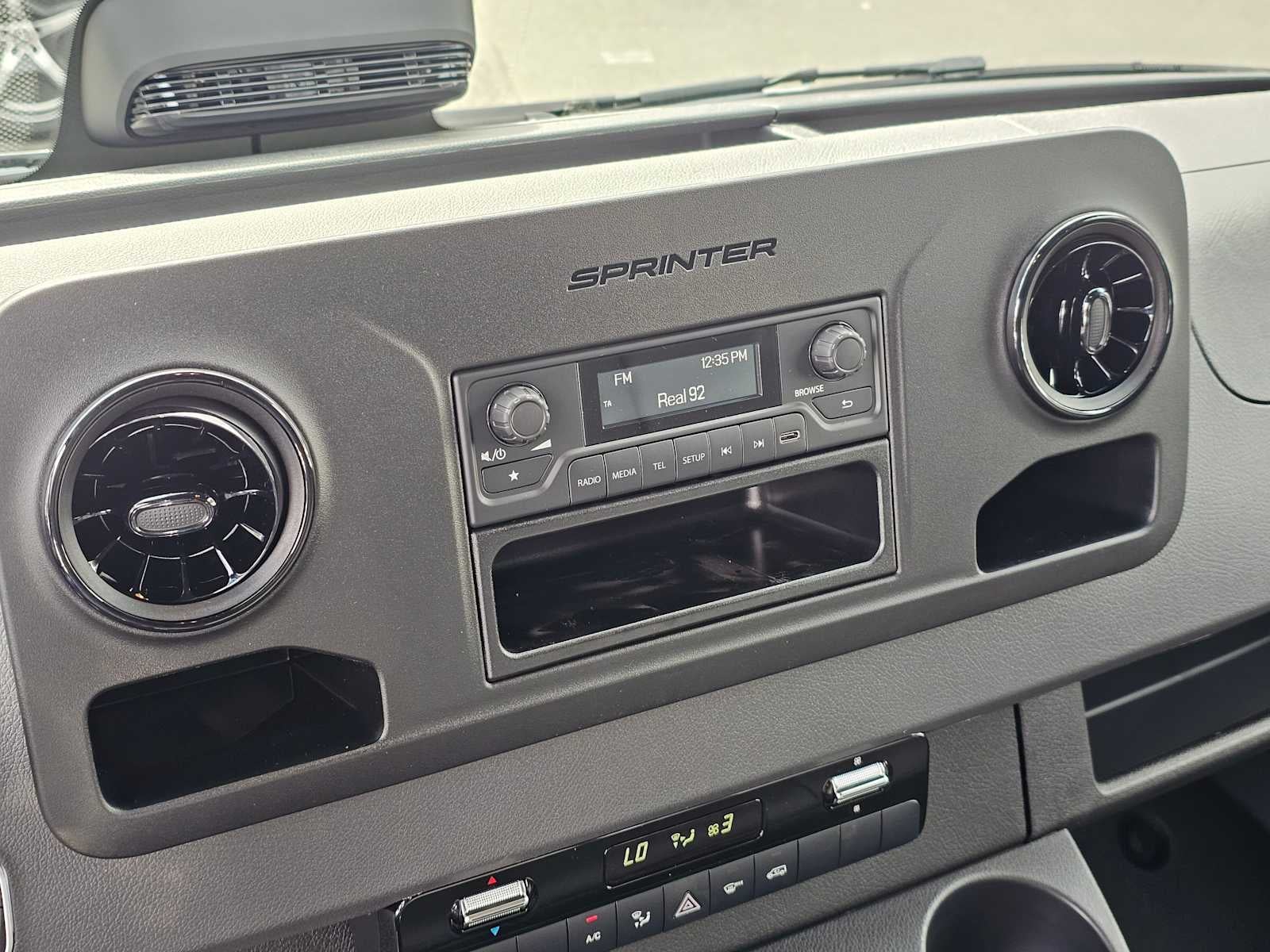 2025 Mercedes-Benz Sprinter 2500 Standard Roof I4 Diesel 144" RWD