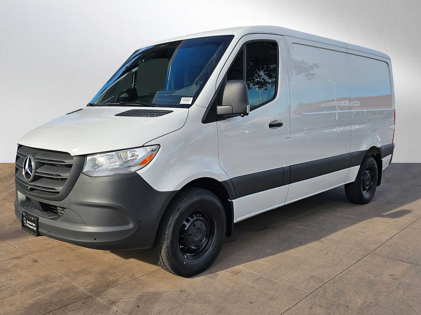 2026 Mercedes-Benz Sprinter 2500 Standard Roof I4 Diesel 144" RWD