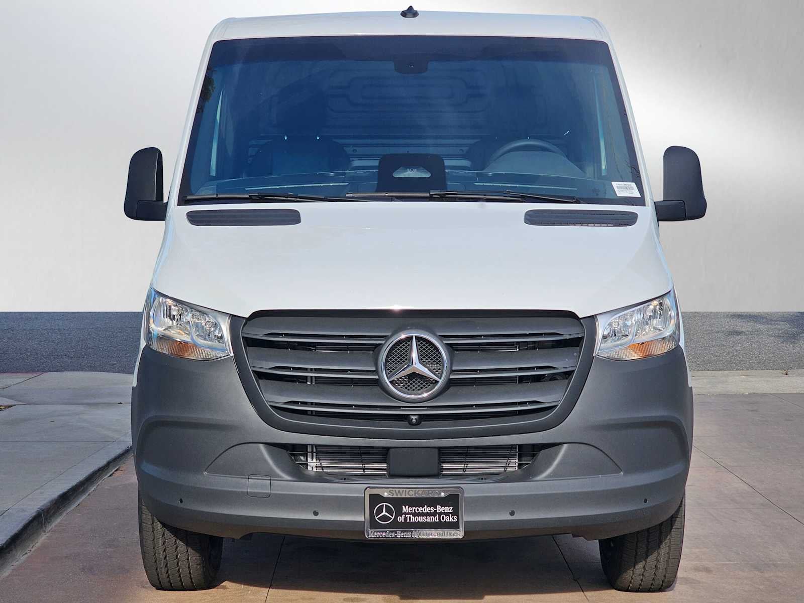 2026 Mercedes-Benz Sprinter 2500 Standard Roof I4 Diesel 144" RWD