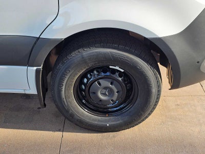 2026 Mercedes-Benz Sprinter 2500 Standard Roof I4 Diesel 144" RWD