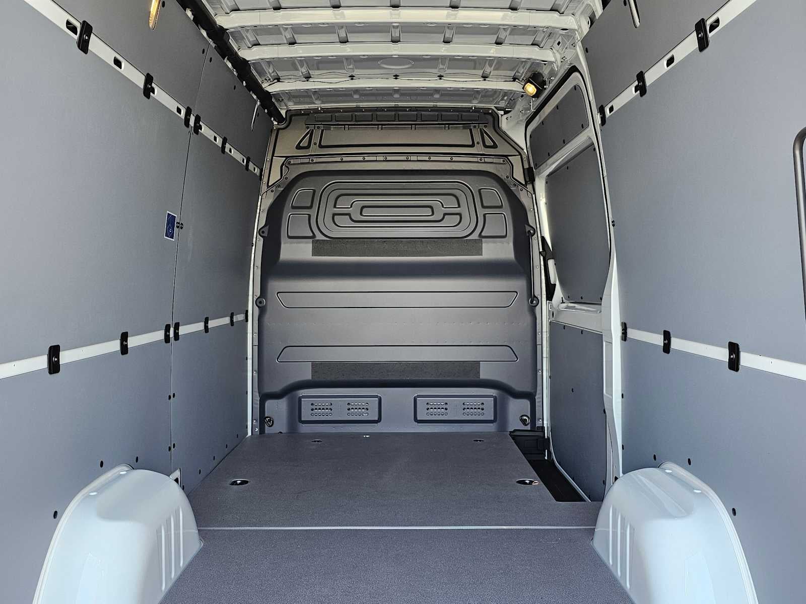2025 Mercedes-Benz Sprinter 2500 Standard Roof I4 Diesel 144" RWD