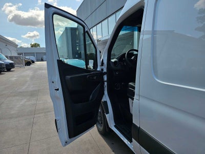 2025 Mercedes-Benz Sprinter 2500 Standard Roof I4 Diesel 144" RWD
