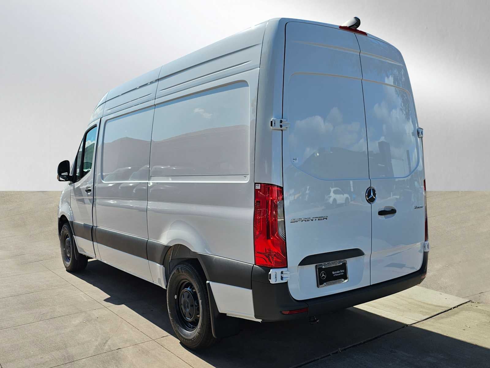 2025 Mercedes-Benz Sprinter 2500 Standard Roof I4 Diesel 144" RWD