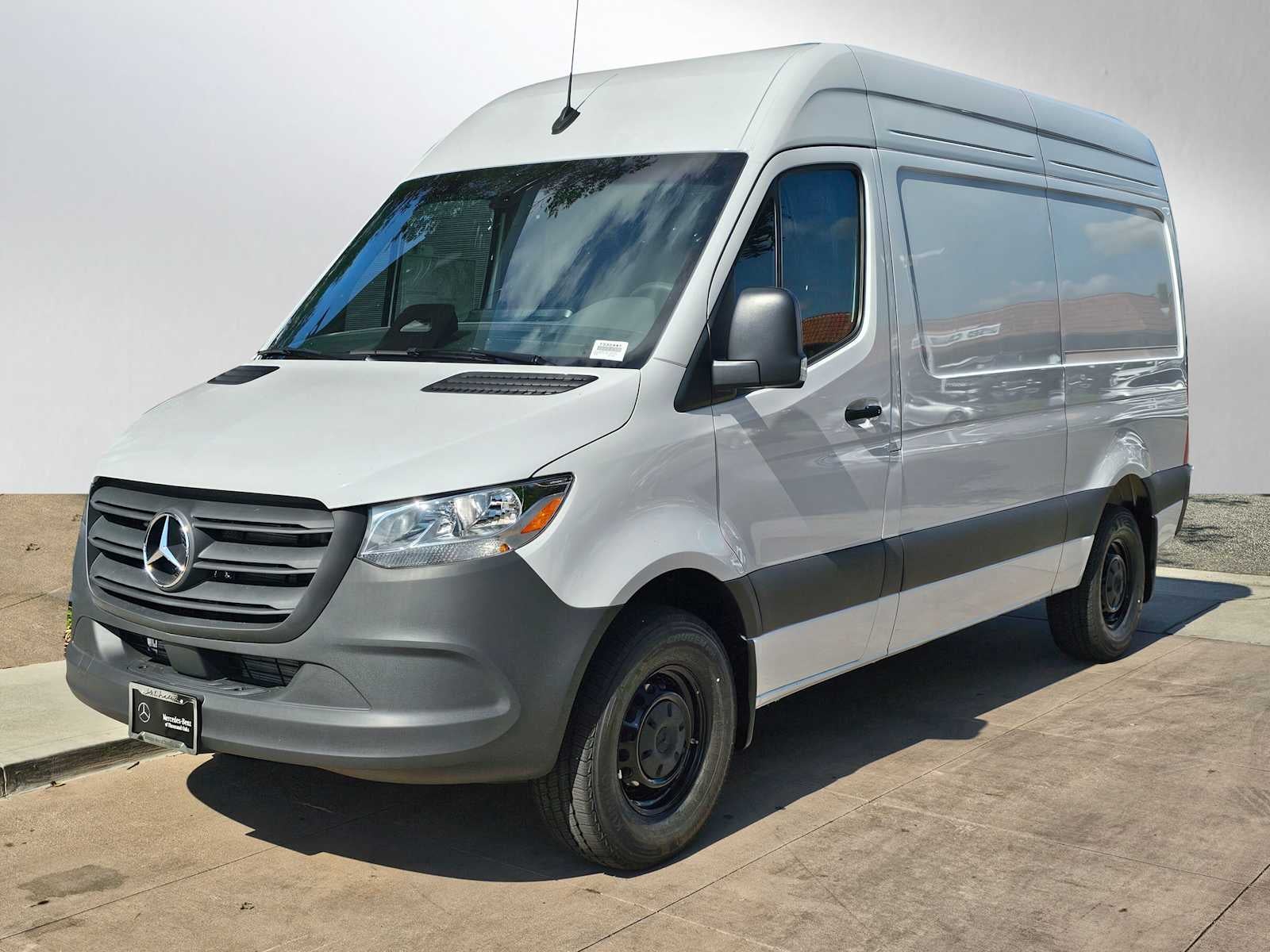 2025 Mercedes-Benz Sprinter 2500 Standard Roof I4 Diesel 144" RWD