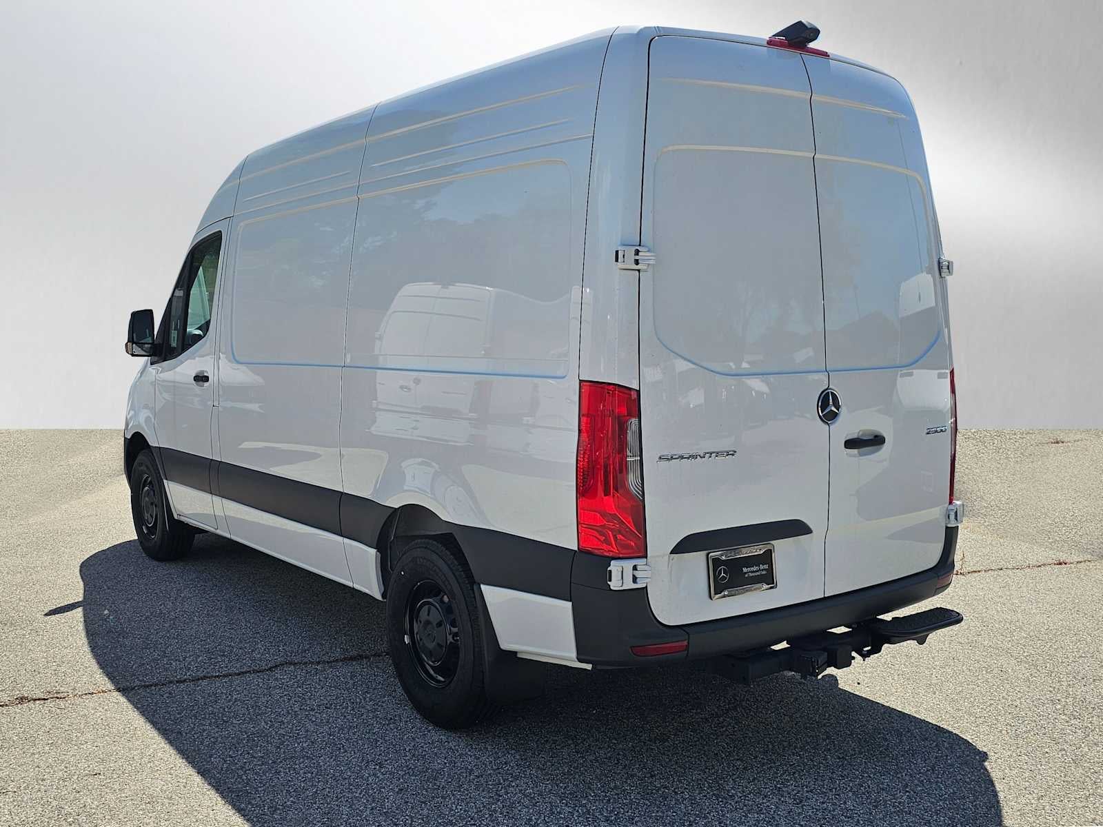 2025 Mercedes-Benz Sprinter 2500 Standard Roof I4 Diesel 144" RWD