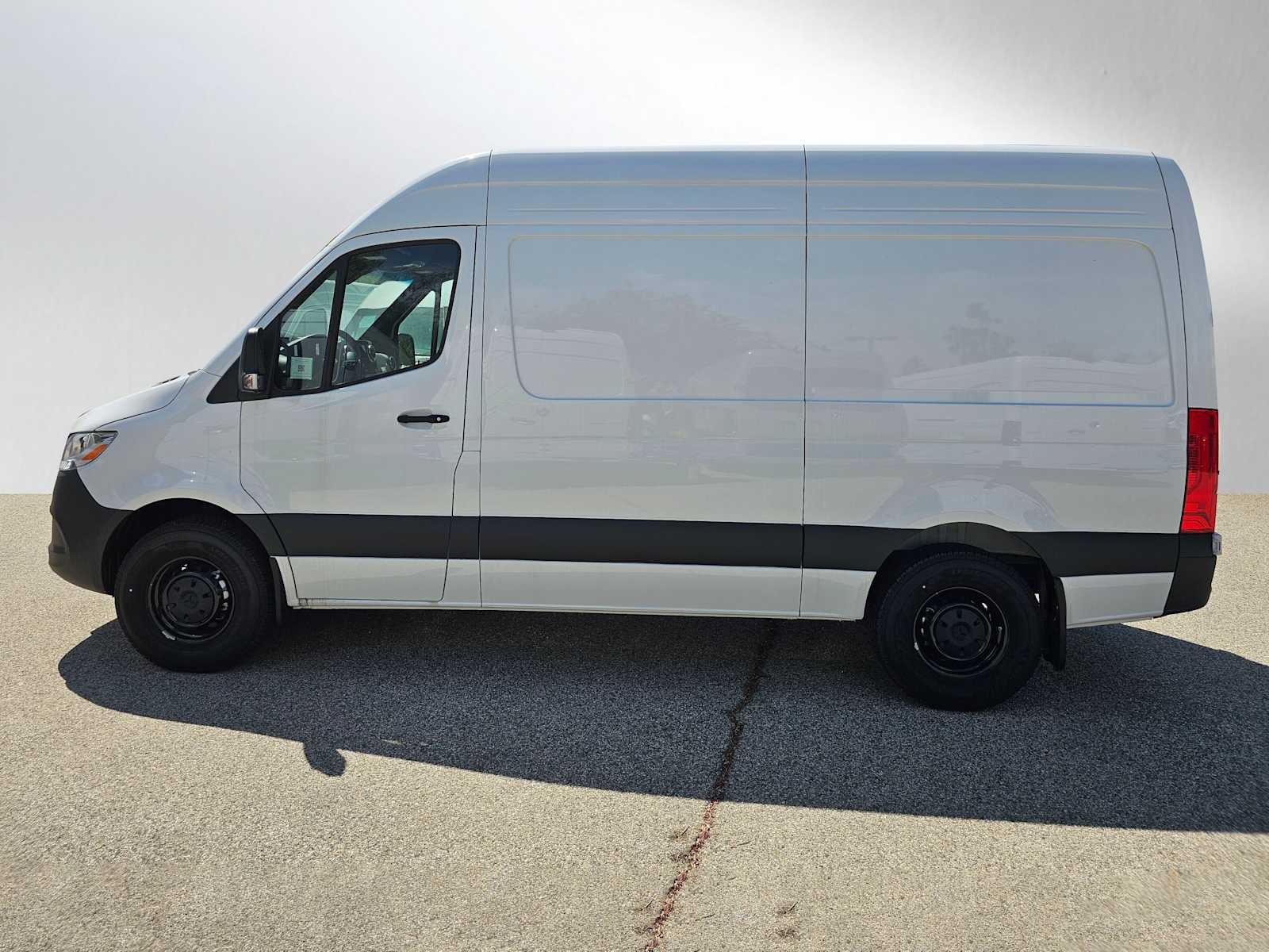2025 Mercedes-Benz Sprinter 2500 Standard Roof I4 Diesel 144" RWD