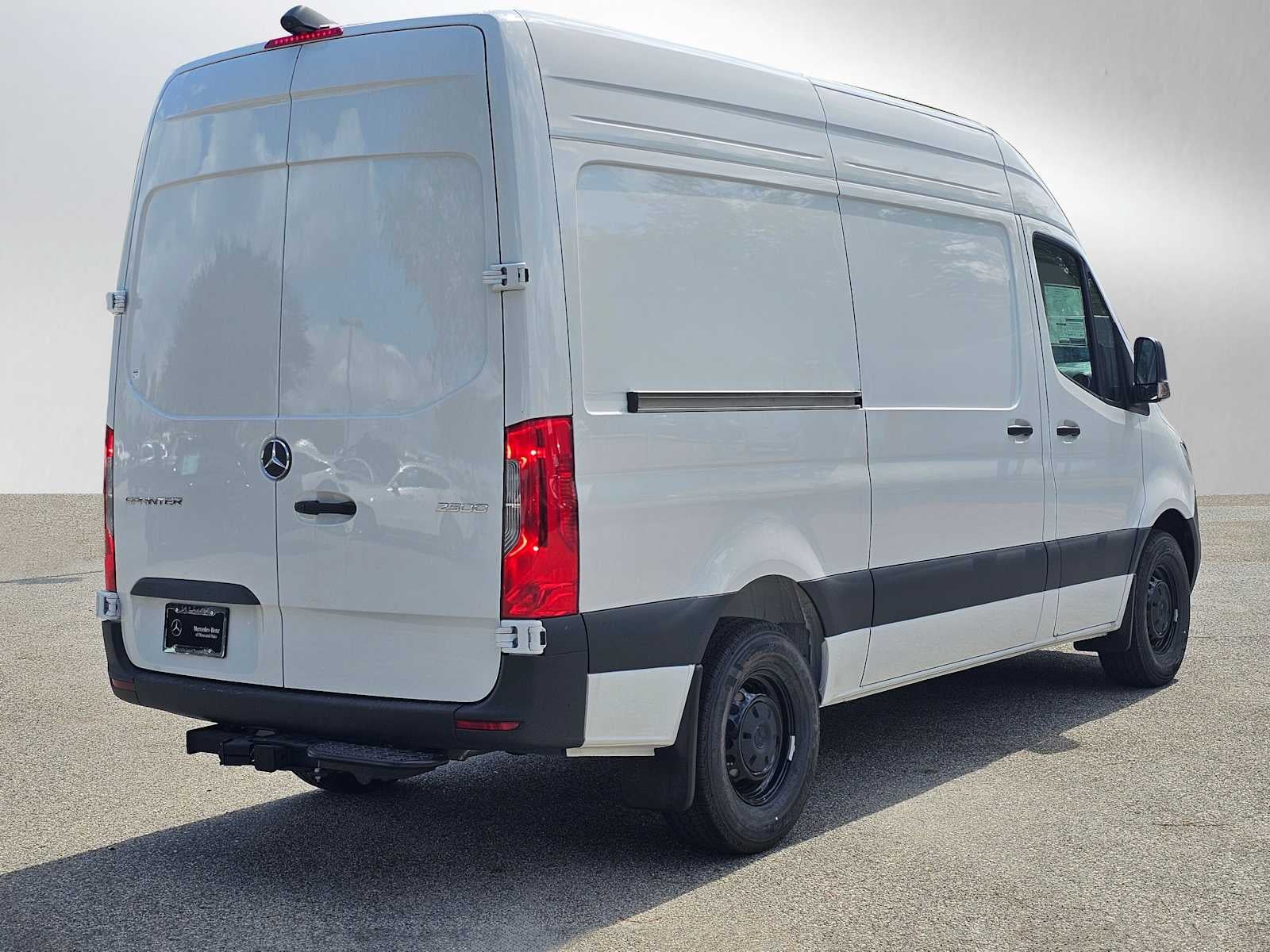 2025 Mercedes-Benz Sprinter 2500 Standard Roof I4 Diesel 144" RWD