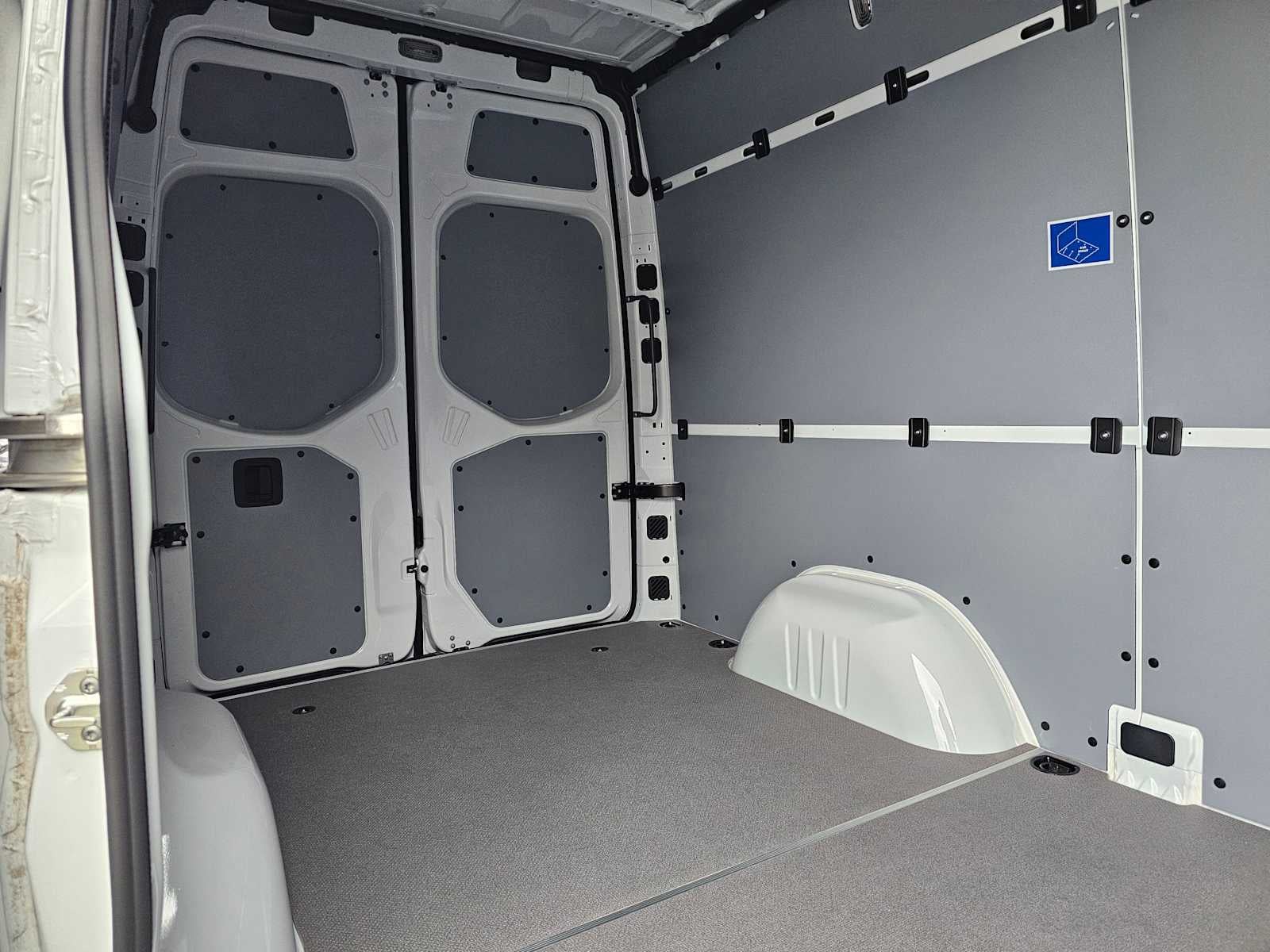 2025 Mercedes-Benz Sprinter 2500 Standard Roof I4 Diesel 144" RWD