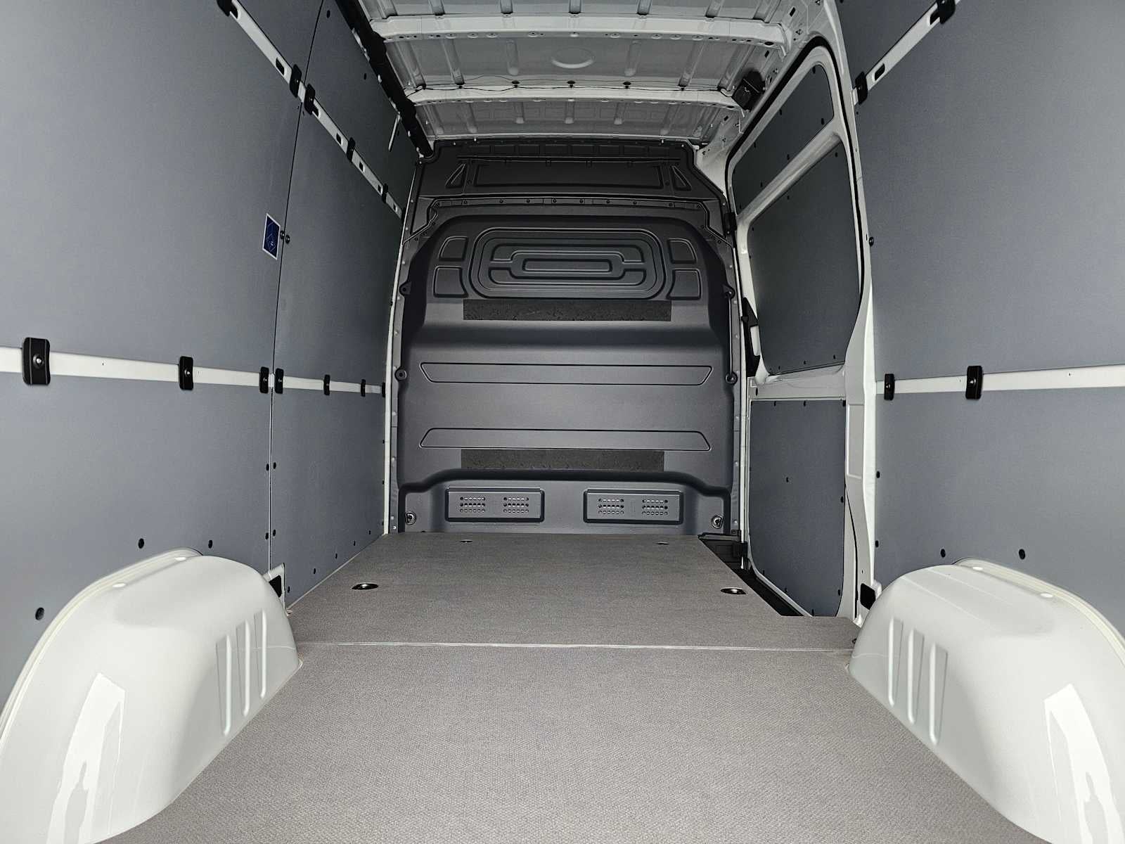2025 Mercedes-Benz Sprinter 2500 Standard Roof I4 Diesel 144" RWD