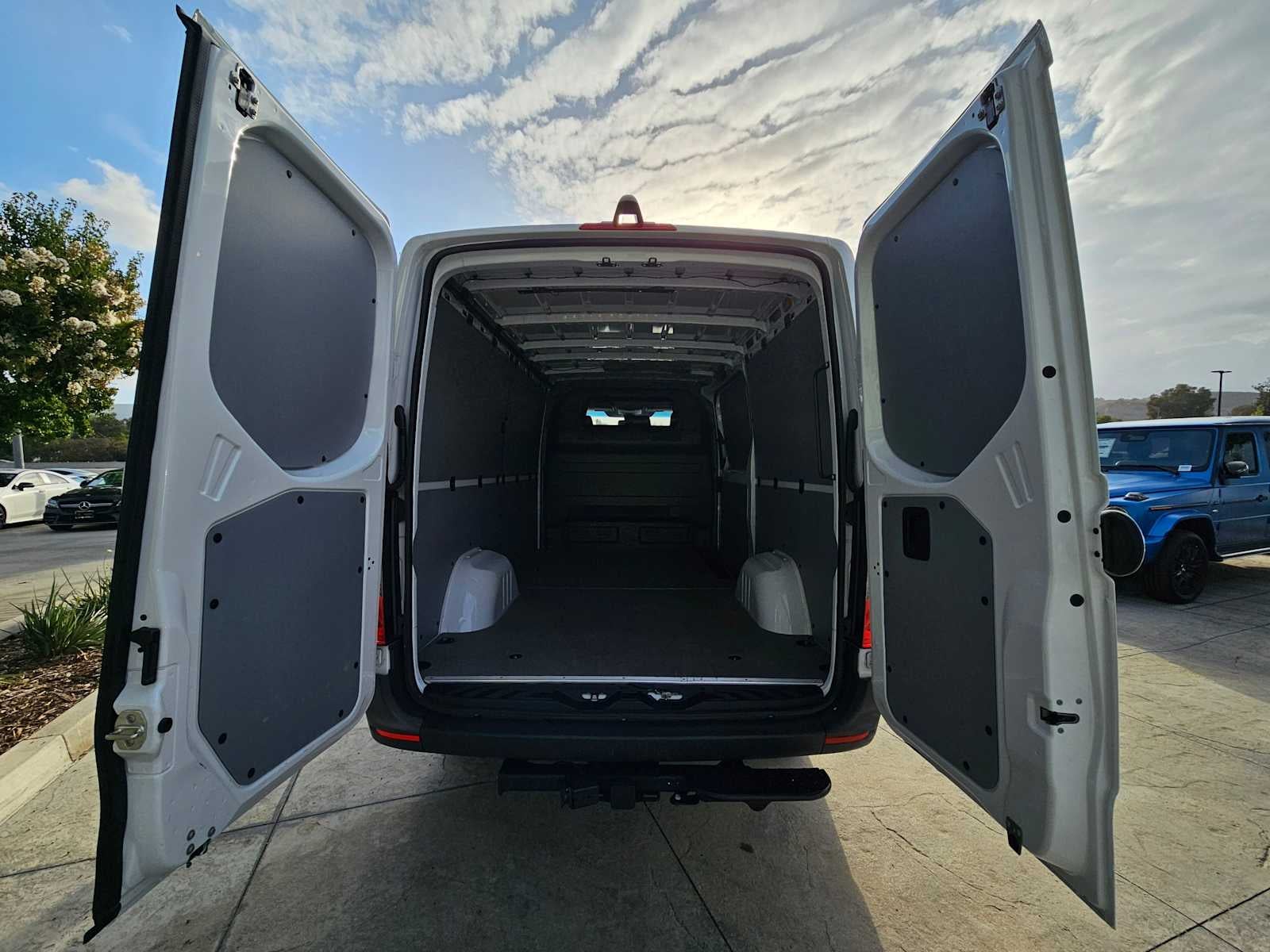 2025 Mercedes-Benz Sprinter 2500 Standard Roof I4 Diesel 144" RWD
