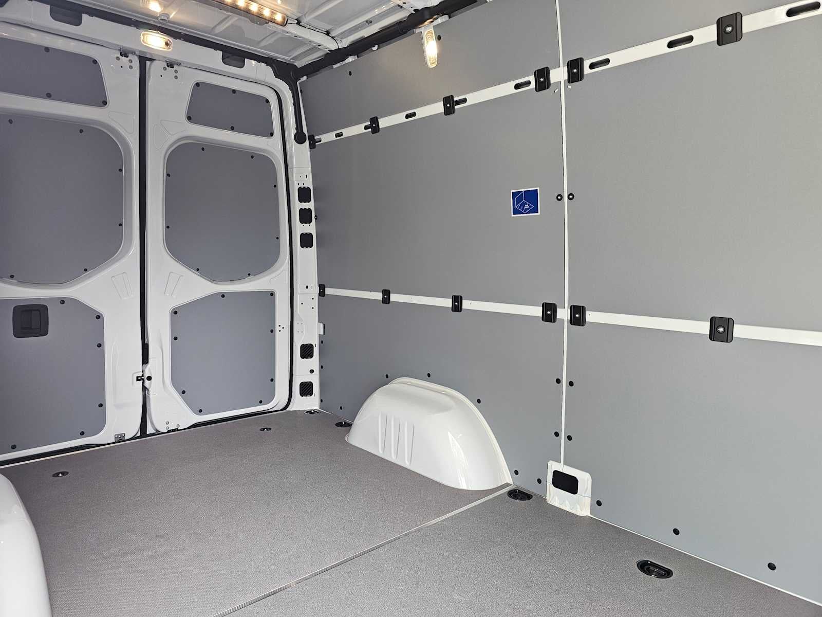 2025 Mercedes-Benz Sprinter 2500 Standard Roof I4 Diesel 144" RWD