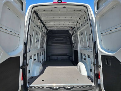 2025 Mercedes-Benz Sprinter 2500 Standard Roof I4 Diesel 144" RWD