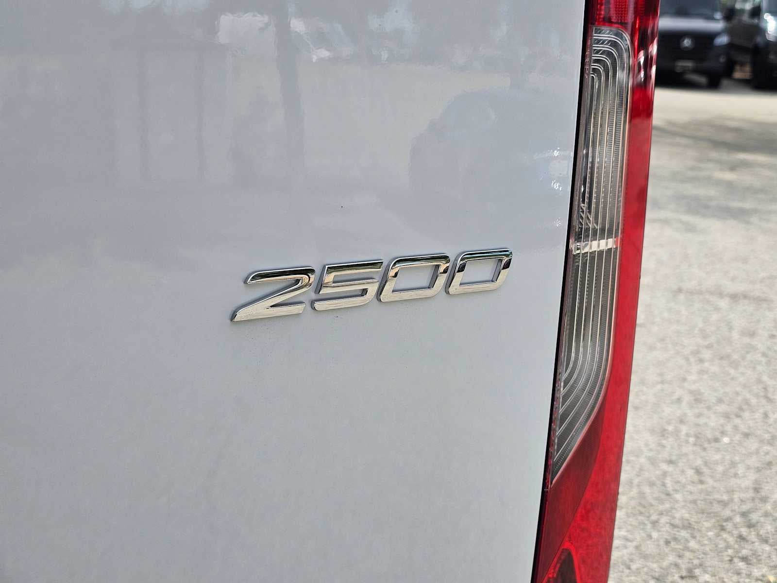 2026 Mercedes-Benz Sprinter 2500 Standard Roof I4 Diesel 144" RWD