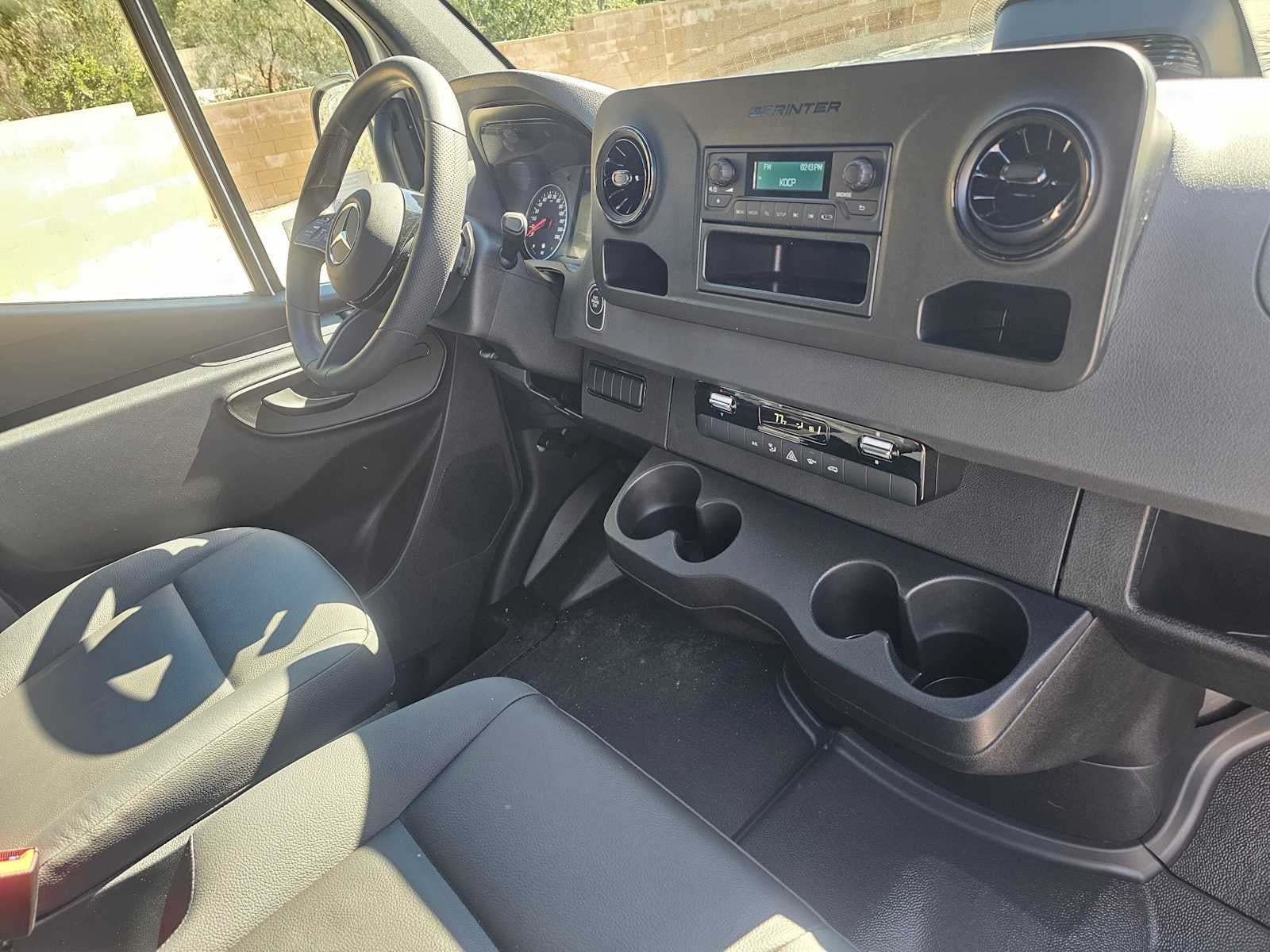 2026 Mercedes-Benz Sprinter 2500 Standard Roof I4 Diesel 144" RWD