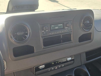 2026 Mercedes-Benz Sprinter 2500 Standard Roof I4 Diesel 144" RWD