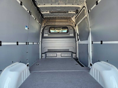 2026 Mercedes-Benz Sprinter 2500 Standard Roof I4 Diesel HO 144" RWD