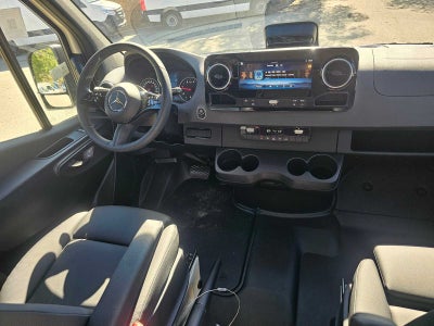 2025 Mercedes-Benz Sprinter 2500 Standard Roof I4 Diesel HO 144" AWD