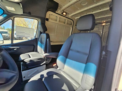 2025 Mercedes-Benz Sprinter 2500 Standard Roof I4 Diesel HO 144" AWD