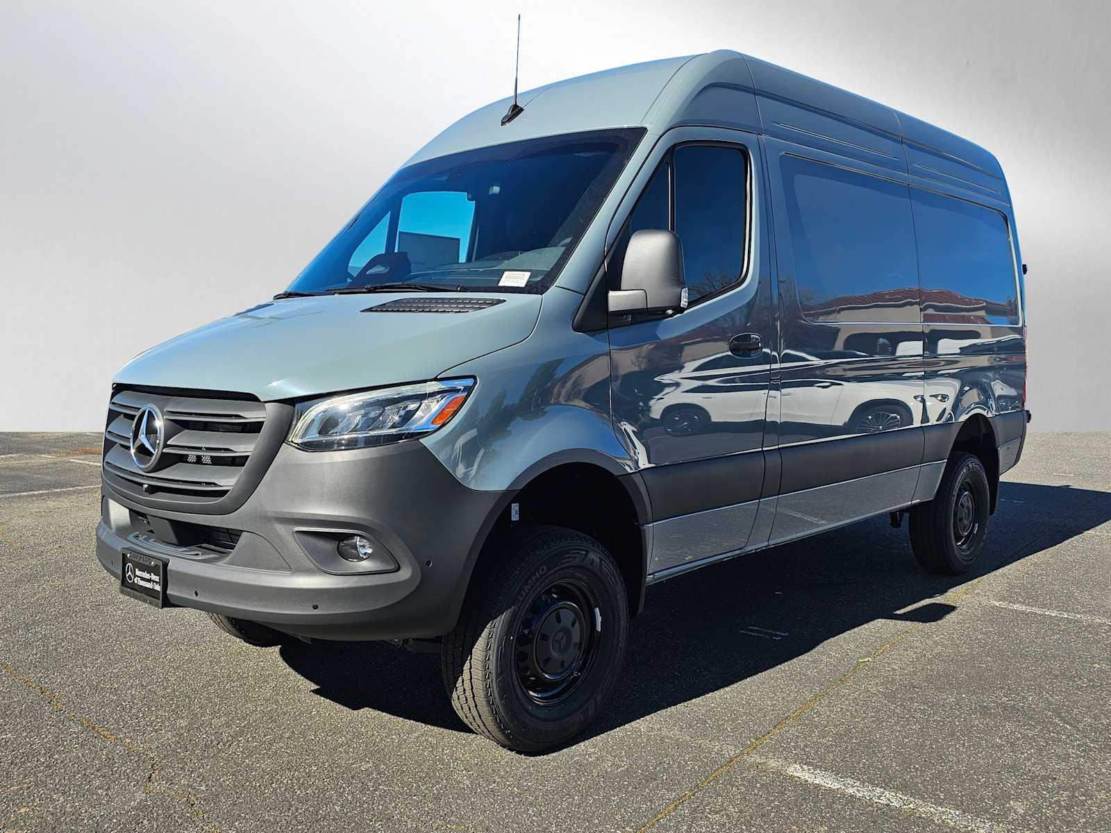 2026 Mercedes-Benz Sprinter 2500 Standard Roof I4 Diesel HO 144" AWD