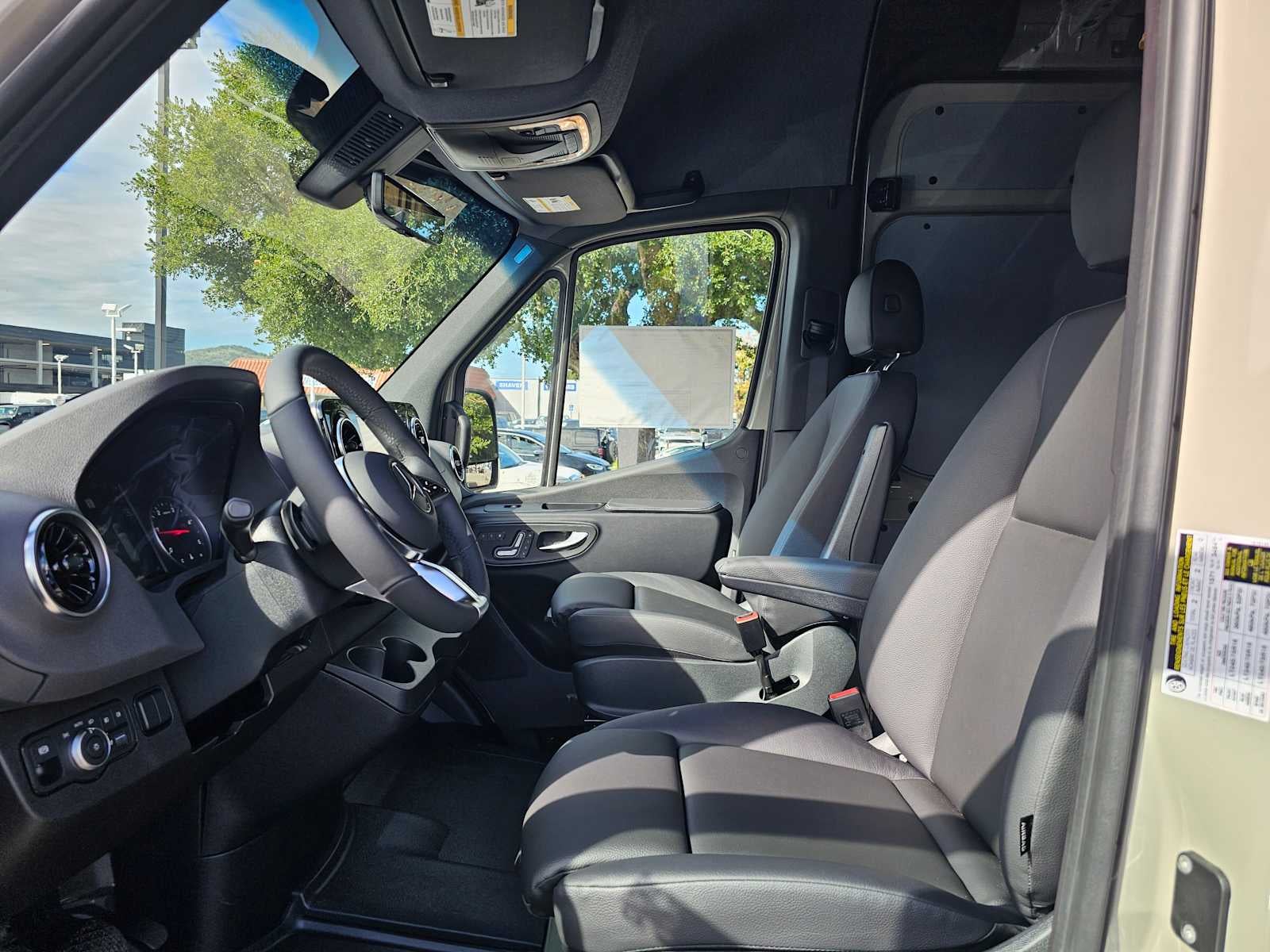 2026 Mercedes-Benz Sprinter 2500 Standard Roof I4 Diesel HO 144" AWD