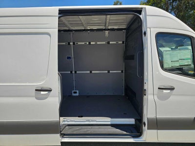 2025 Mercedes-Benz Sprinter 2500 High Roof I4 Diesel HO 170" RWD
