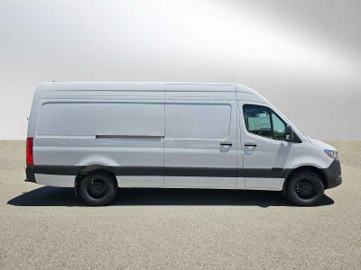 2025 Mercedes-Benz Sprinter 2500 High Roof I4 Diesel HO 170" RWD