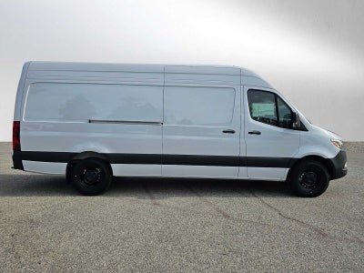 2025 Mercedes-Benz Sprinter 2500 High Roof I4 Diesel HO 170" RWD