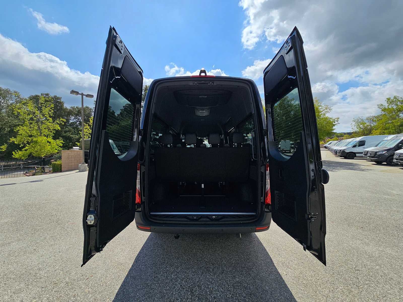 2025 Mercedes-Benz Sprinter 2500 Standard Roof I4 Diesel 144" RWD