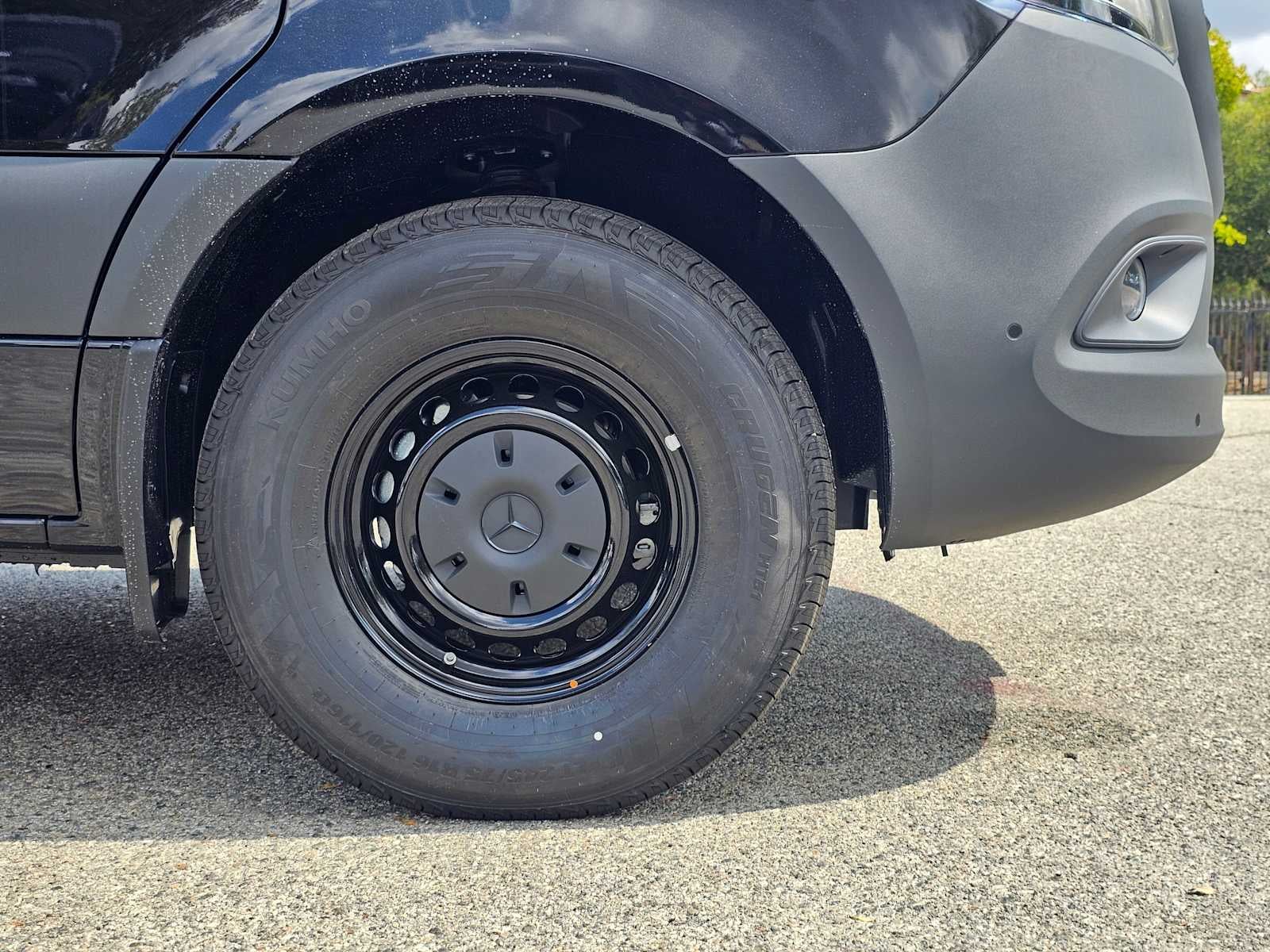 2025 Mercedes-Benz Sprinter 2500 Standard Roof I4 Diesel 144" RWD