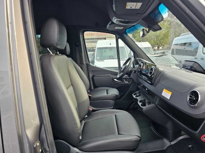 2025 Mercedes-Benz Sprinter 2500 Standard Roof I4 Diesel HO 144" RWD
