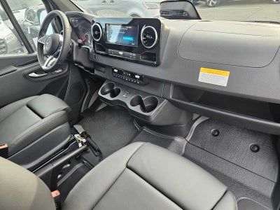 2025 Mercedes-Benz Sprinter 2500 Standard Roof I4 Diesel HO 144" RWD