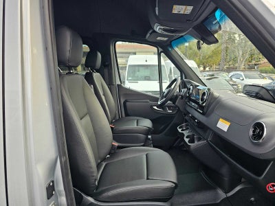 2025 Mercedes-Benz Sprinter 2500 Standard Roof I4 Diesel HO 144" RWD