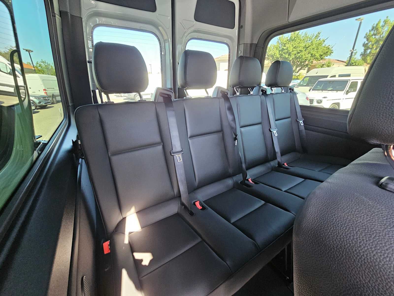 2025 Mercedes-Benz Sprinter 2500 Standard Roof I4 Diesel HO 144" RWD