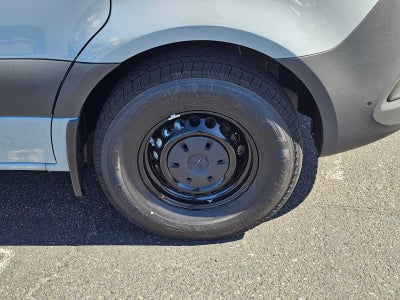 2025 Mercedes-Benz Sprinter 2500 Standard Roof I4 Diesel HO 144" RWD