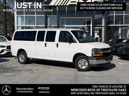 2022 Chevrolet Express Passenger LT