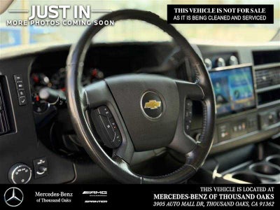 2022 Chevrolet Express Passenger LT