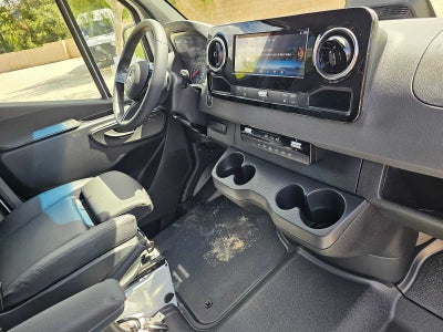 2026 Mercedes-Benz Sprinter 2500 Standard Roof I4 Diesel 144 RWD