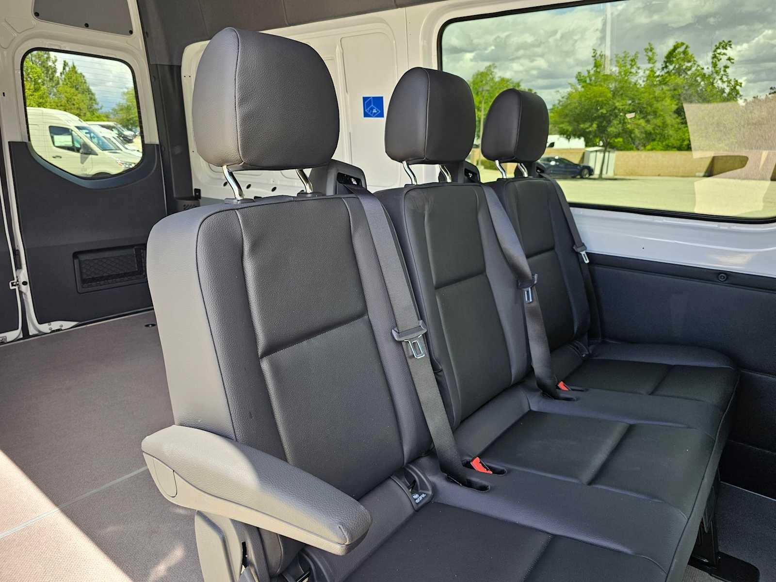 2026 Mercedes-Benz Sprinter 2500 Standard Roof I4 Diesel 144 RWD