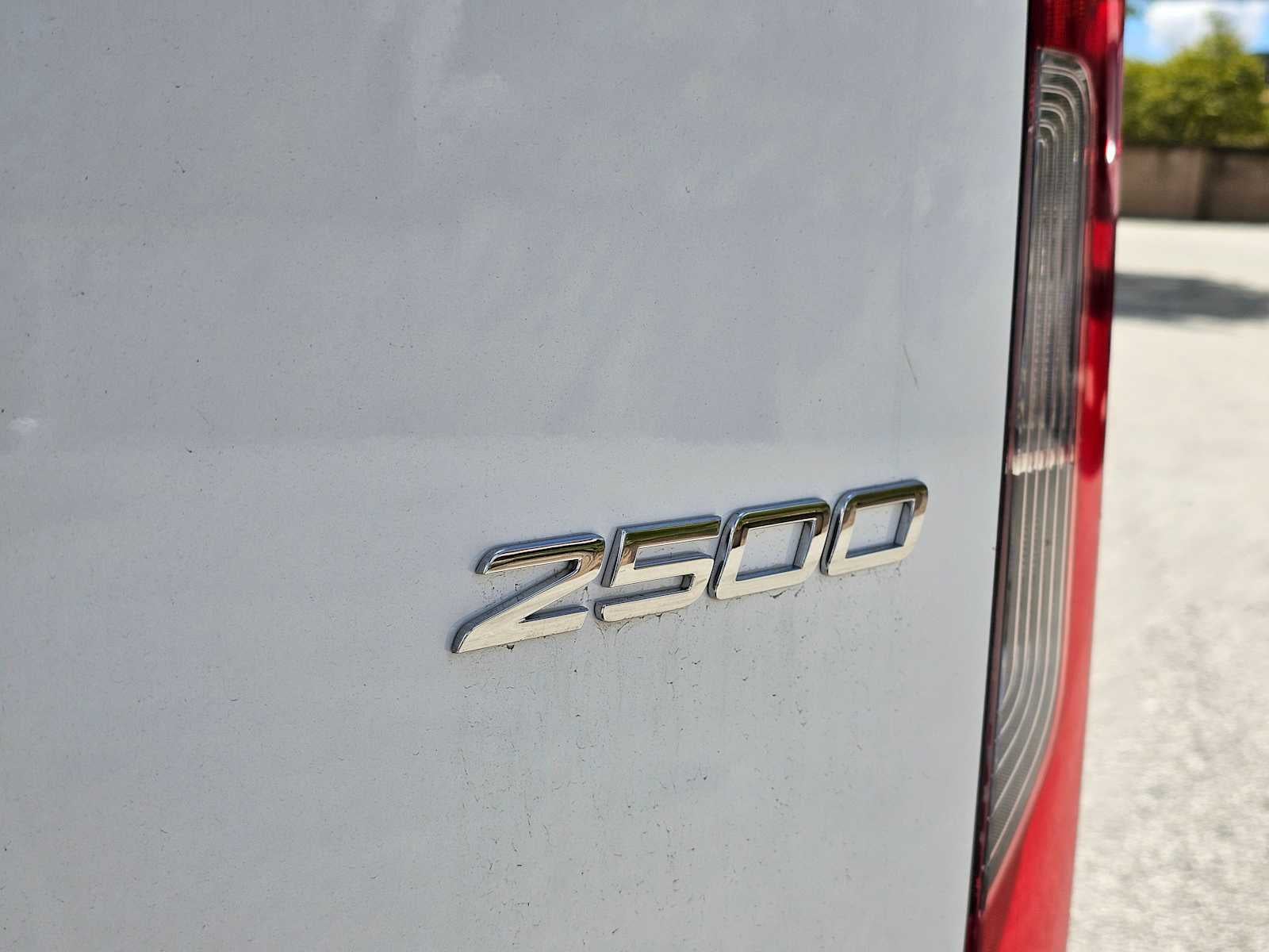 2026 Mercedes-Benz Sprinter 2500 Standard Roof I4 Diesel 144 RWD