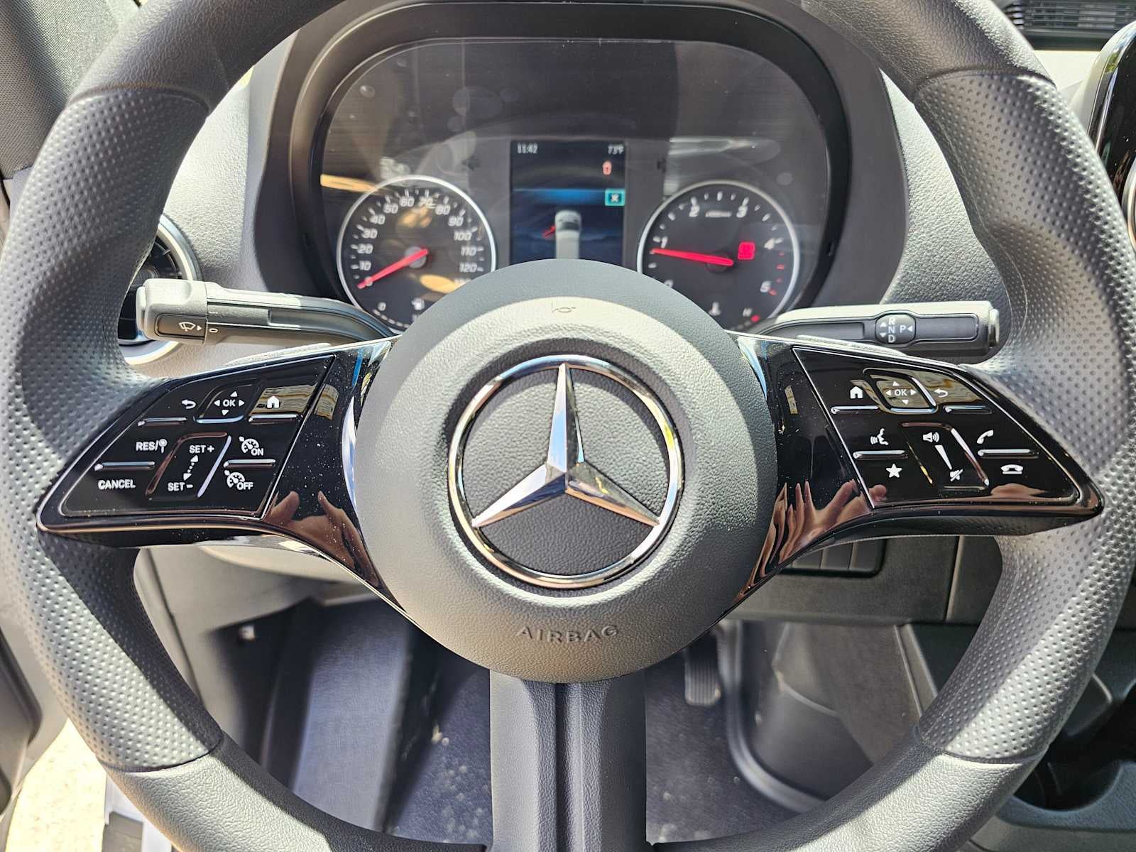 2026 Mercedes-Benz Sprinter 2500 Standard Roof I4 Diesel 144 RWD