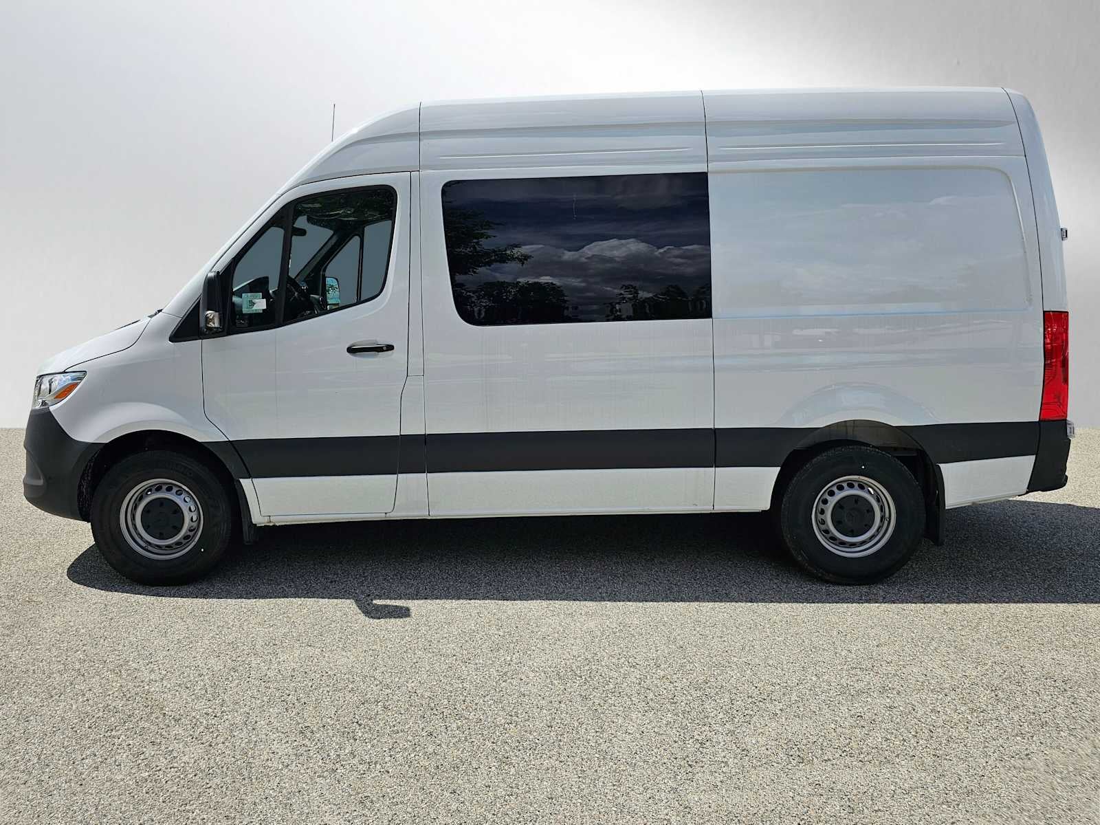 2026 Mercedes-Benz Sprinter 2500 Standard Roof I4 Diesel 144 RWD